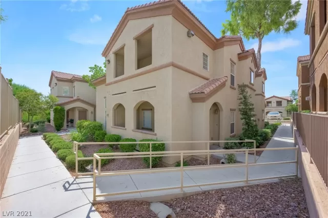 MLS: 2323594 Condo For Sale