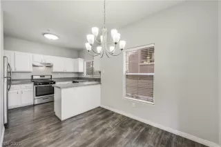 Photo #6: 2323594 Listing