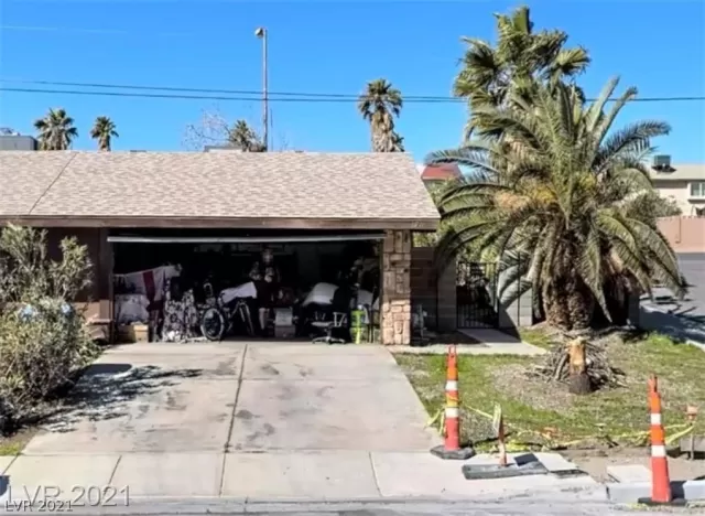 MLS: 2323651 Condo For Sale