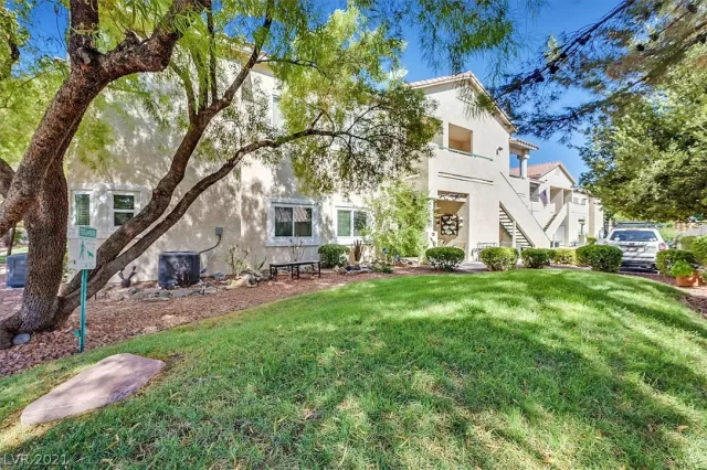 MLS: 2323662 Condo For Sale