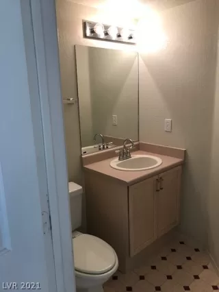 Photo #1: 2323671 Listing 