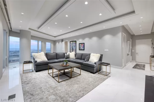 MLS: 2323691 Condo For Sale