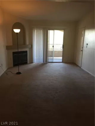 Photo #2: 2323703 Listing