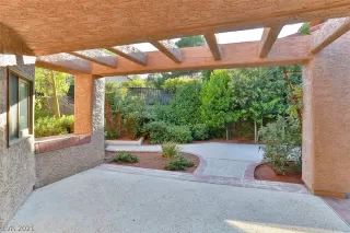 Photo #1: 2323708 Listing 