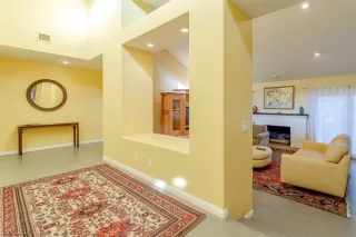 Photo #4: 2323708 Listing 