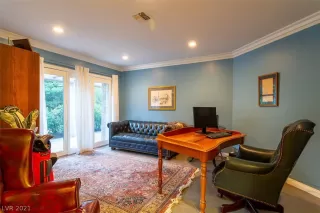 Photo #5: 2323708 Listing 