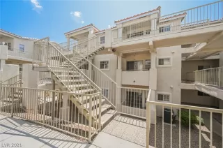 Photo #1: 2323741 Listing