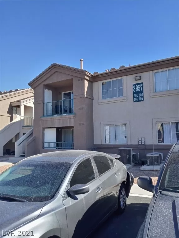 MLS: 2323814 Condo For Sale