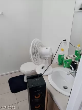 Photo #3: 2323814 Listing