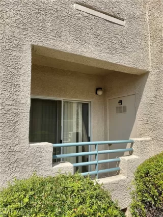 Photo #1: 2323952 Listing