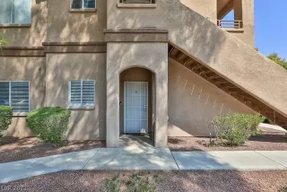 Photo #1: 2324002 Listing