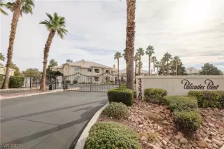 Photo #6: 2324036 Listing 