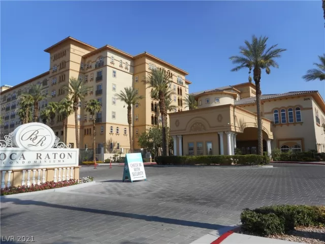 MLS: 2324038 Condo For Sale