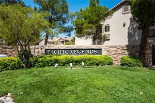 Photo #2: 2324204 Listing