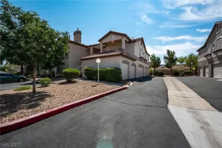 Photo #3: 2324204 Listing