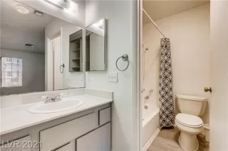 Photo #6: 2324211 Listing 