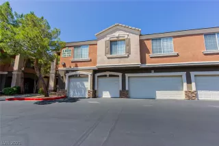 Photo #6: 2324280 Listing 