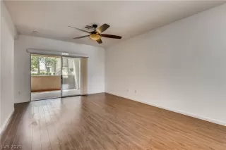 Photo #1: 2324282 Listing 