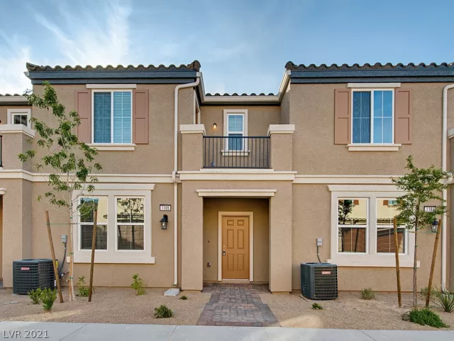 MLS: 2324306 Condo For Sale