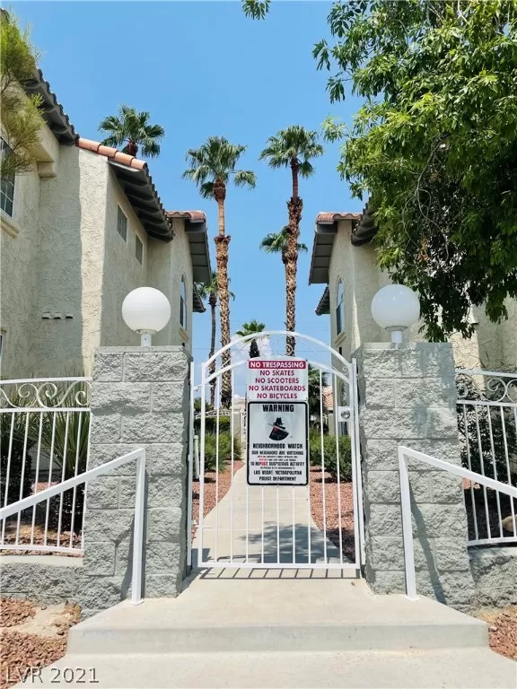 MLS: 2324308 Condo For Sale