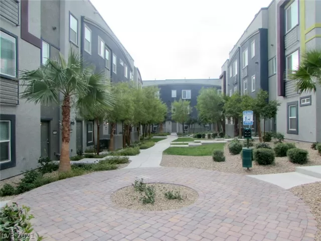 MLS: 2324390 Condo For Sale