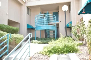 Photo #1: 2324438 Listing