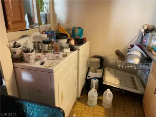 Photo #4: 2324471 Listing