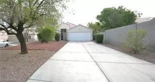 Photo #1: 2324483 Listing 