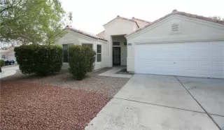 Photo #3: 2324483 Listing 