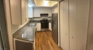 Photo #1: 2324549 Listing