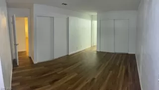 Photo #6: 2324549 Listing