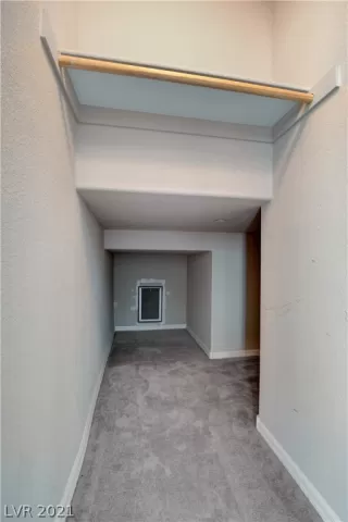 Photo #6: 2324567 Listing