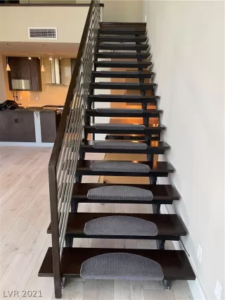 Photo #4: 2324634 Listing 