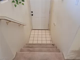 Photo #5: 2324640 Listing 