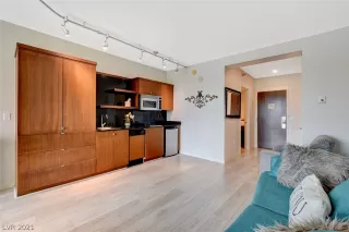 Photo #4: 2324704 Listing 