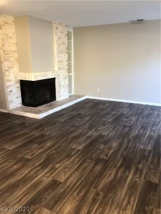 Photo #6: 2324775 Listing 