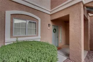 Photo #2: 2324807 Listing