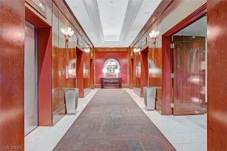 Photo #1: 2324837 Listing