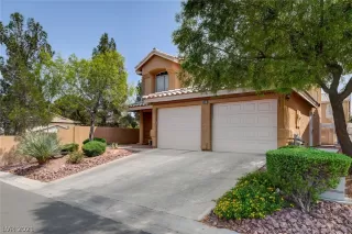 Photo #1: 2324926 Listing 