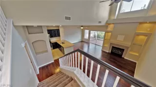 Photo #3: 2325006 Listing