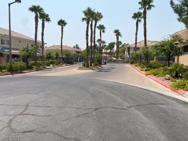 MLS: 2325014 Condo For Sale