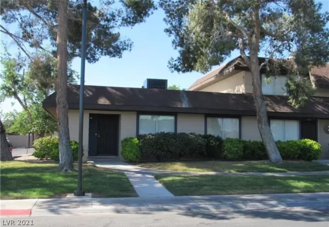 MLS: 2325043 Condo For Sale