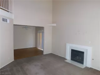 Photo #1: 2325054 Listing 