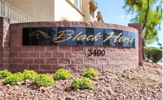 Photo #1: 2325078 Listing