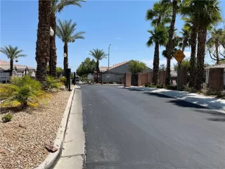 Photo #2: 2325092 Listing