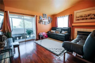 Photo #2: 2325101 Listing 