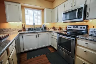 Photo #6: 2325101 Listing 