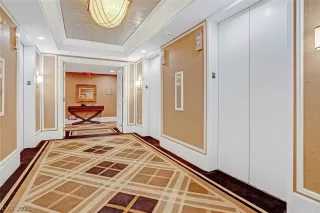 Photo #3: 2325261 Listing 