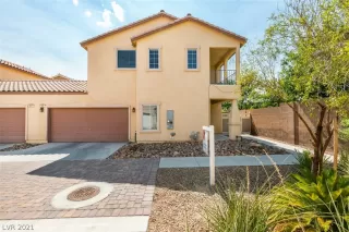 Photo #1: 2325262 Listing