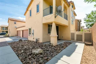 Photo #2: 2325262 Listing